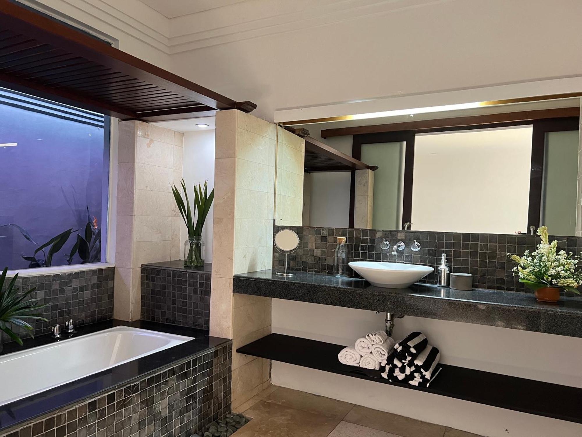 The Mia Bali Villa Kerobokan Dış mekan fotoğraf